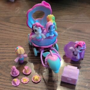 My Little Pony Ponyville Hasbro 2009 Mermaid Dolphin Carriage + 4 Mermaid Ponies